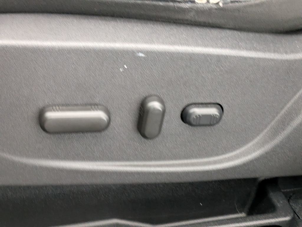 Thumbnail: 2018 Ford Escape - 27