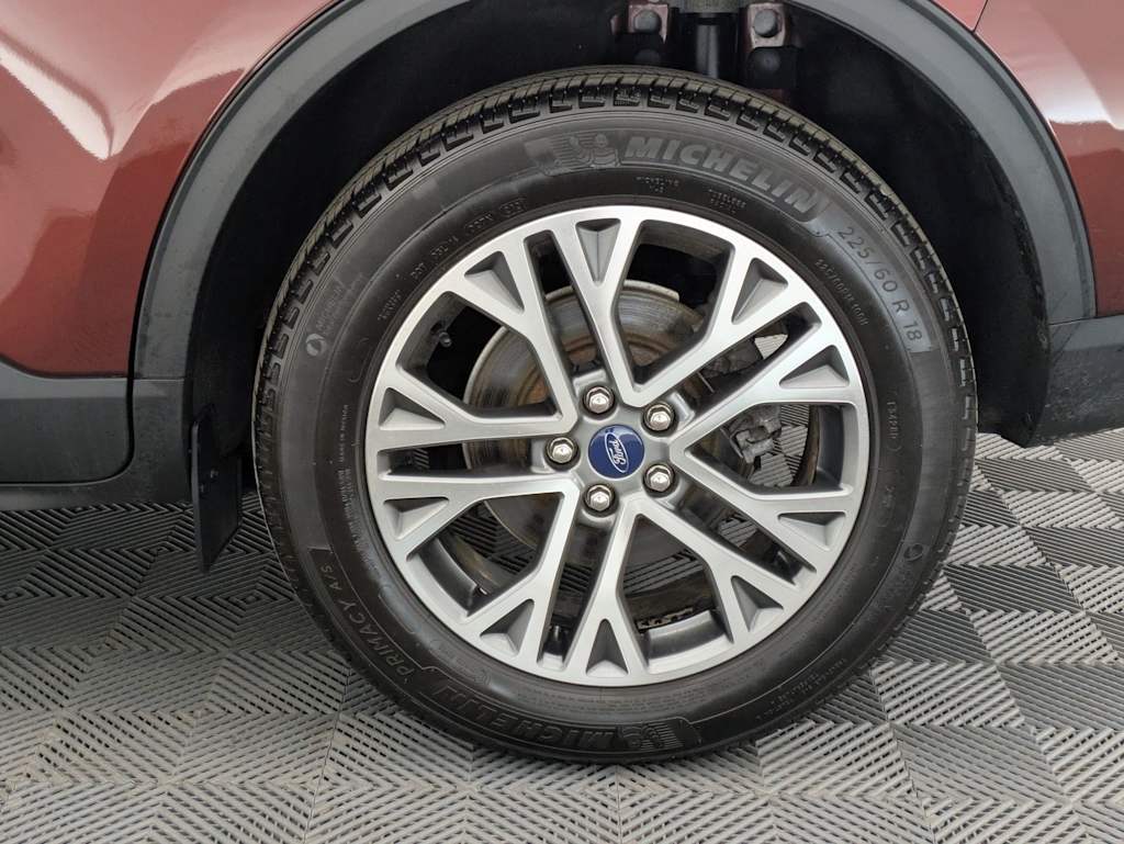 Thumbnail: 2021 Ford Escape - 8