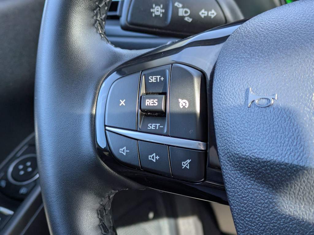 Thumbnail: 2021 Ford Escape - 30
