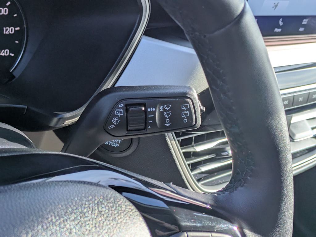 Thumbnail: 2021 Ford Escape - 16