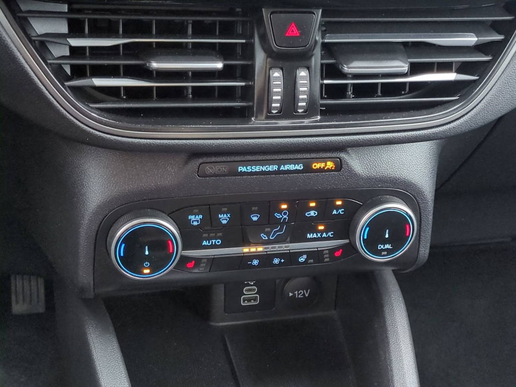 Thumbnail: 2024 Ford Escape - 33