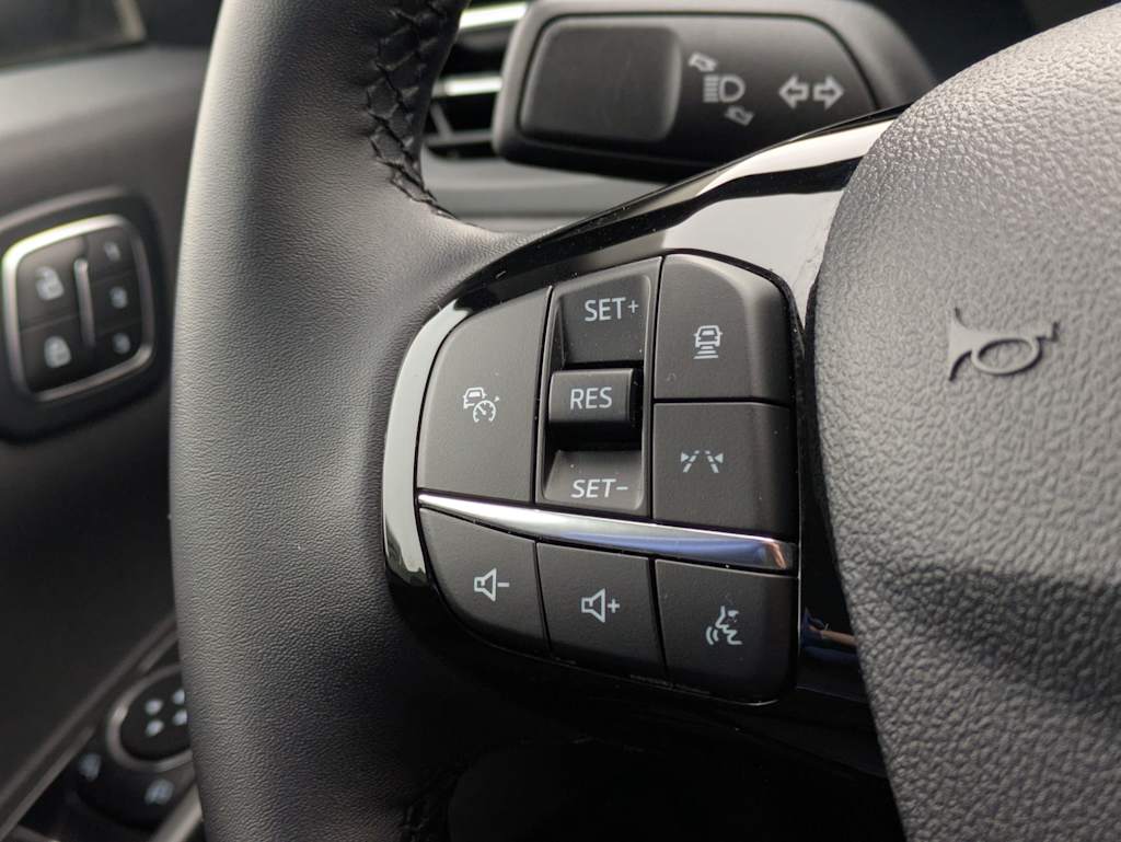 Thumbnail: 2025 Ford Escape - 30