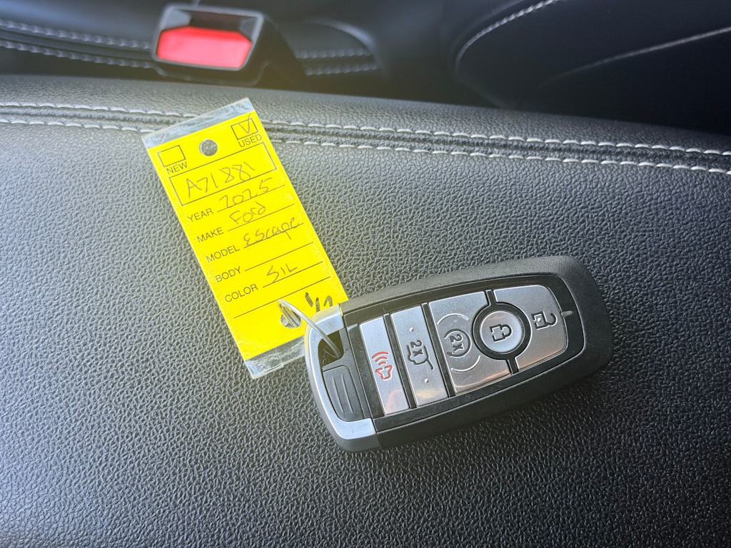 Thumbnail: 2024 Ford Escape - 19