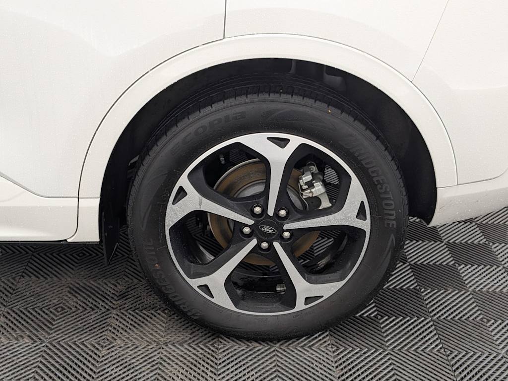 Thumbnail: 2024 Ford Escape - 8