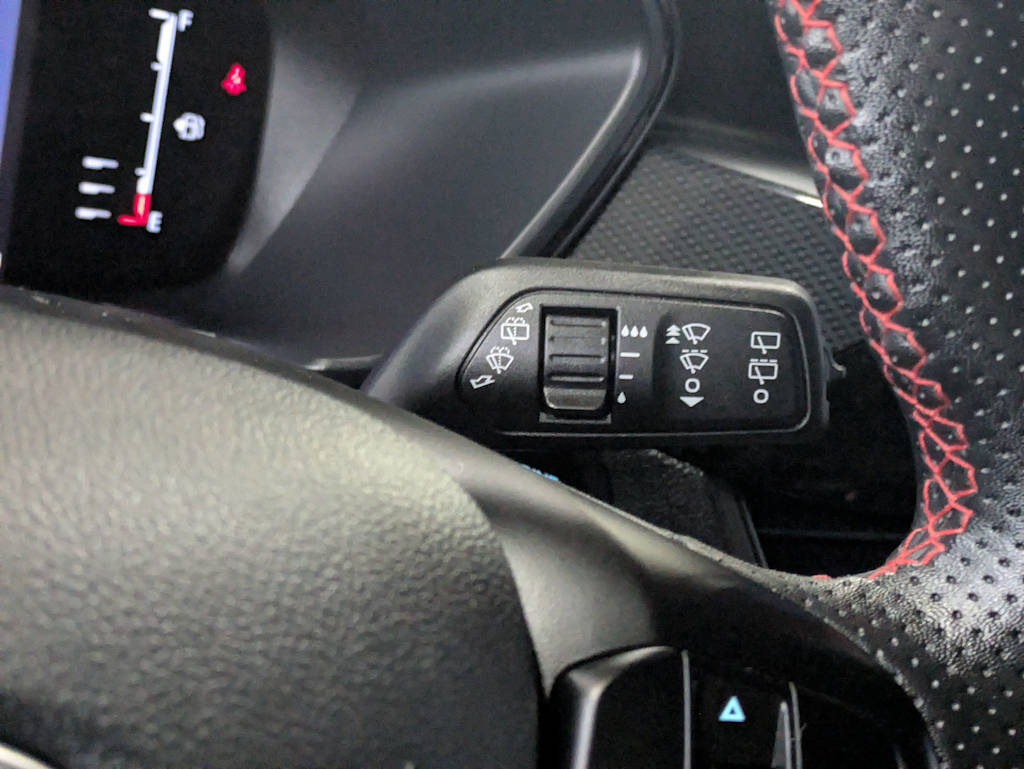 Thumbnail: 2023 Ford Escape - 31