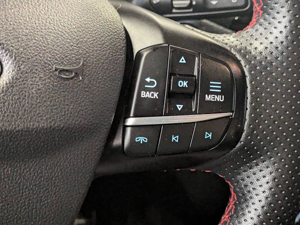Thumbnail: 2023 Ford Escape - 30