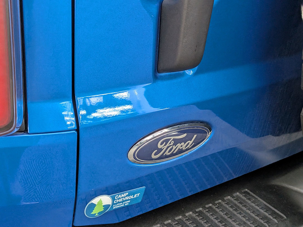 Thumbnail: 2022 Ford Bronco - 6