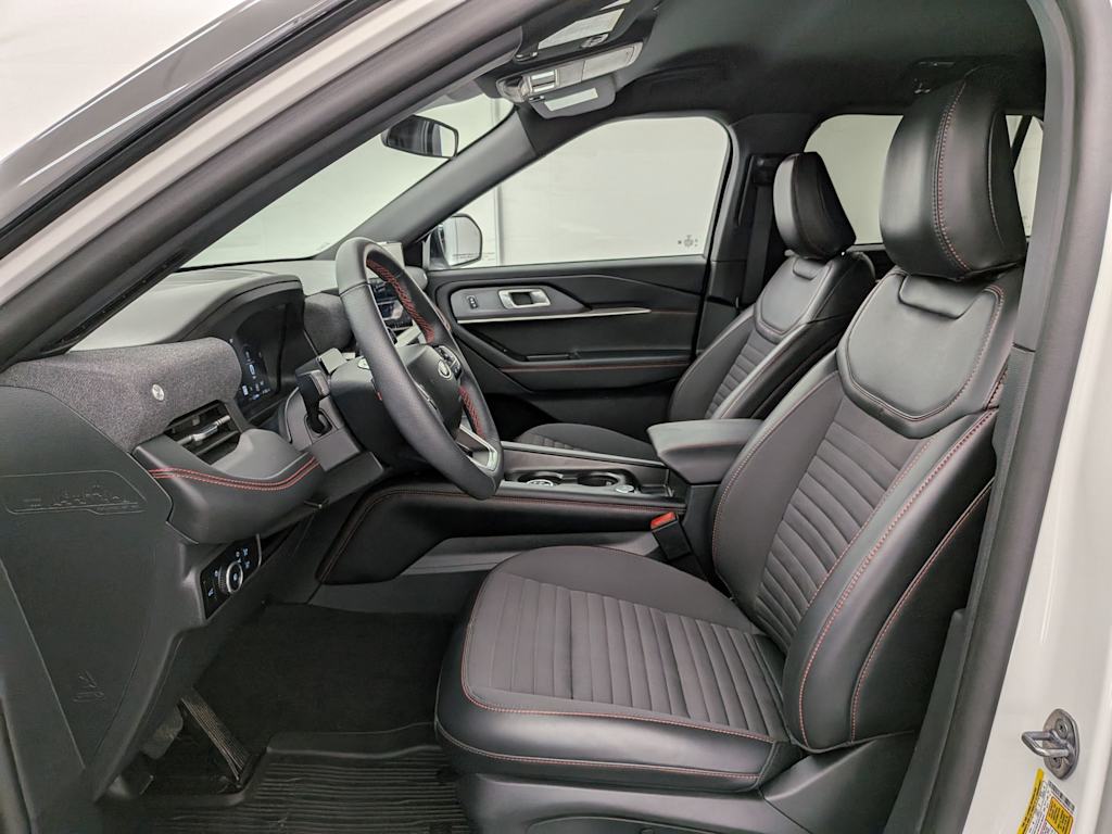 Thumbnail: 2025 Ford Explorer - 11