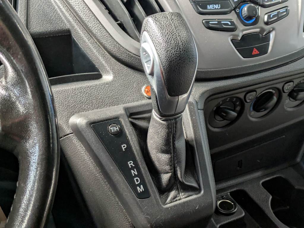 2017 Ford Transit Series 150 XLT 15
