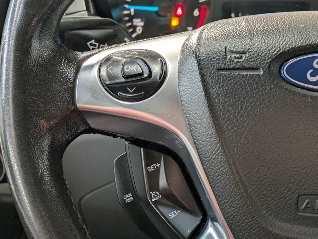 2017 Ford Transit Series 150 XLT 31