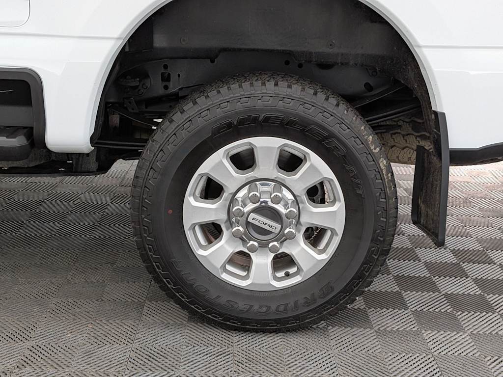 Thumbnail: 2023 Ford F-250 - 8