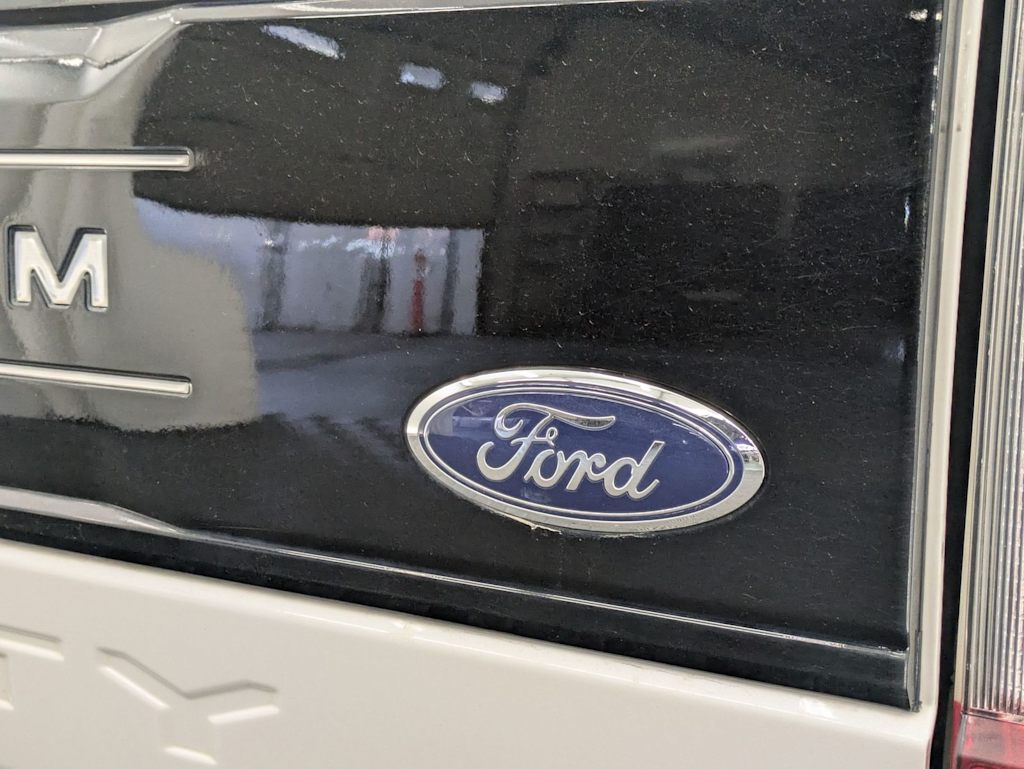 Thumbnail: 2017 Ford F-250 - 26