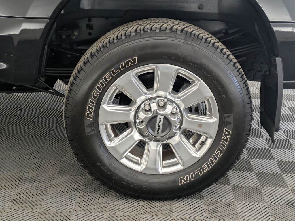 2020 Ford F-250 Platinum 8