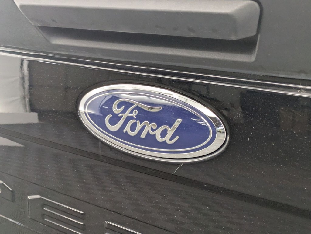 Thumbnail: 2021 Ford F-350 - 25