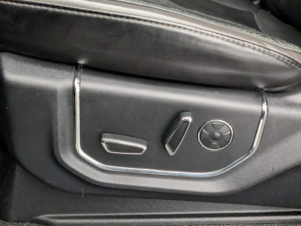 Thumbnail: 2017 Ford F-350 - 26