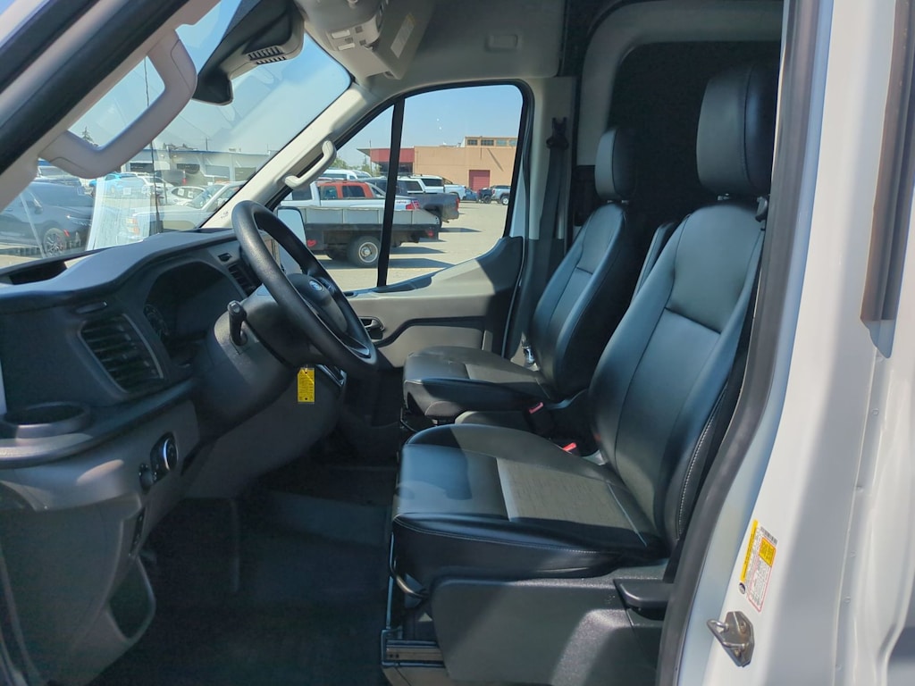 Thumbnail: 2025 Ford Transit Series - 10
