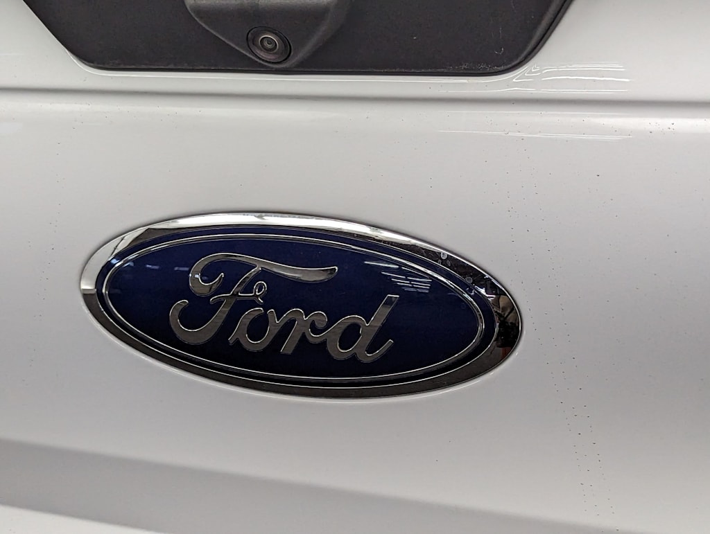 2020 Ford F-150 XLT 24
