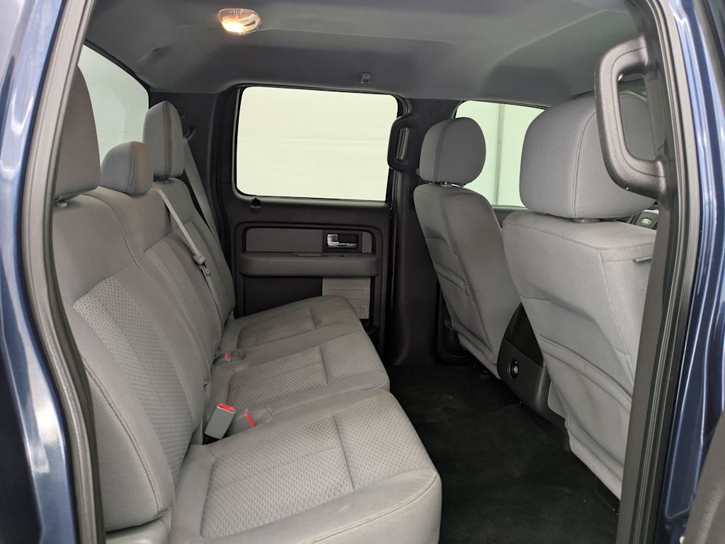 2013 Ford F-150 XLT 29