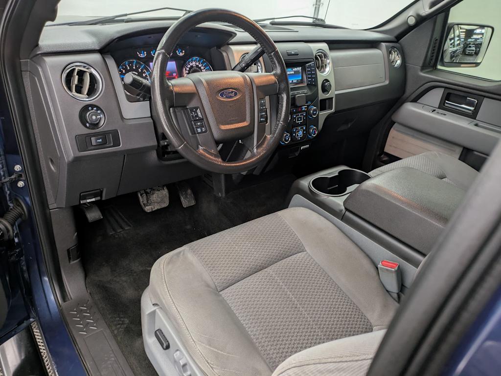 2013 Ford F-150 XLT 2