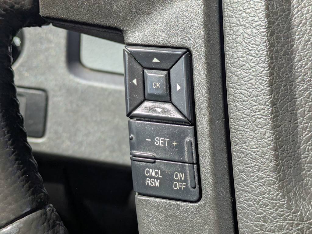 2013 Ford F-150 XLT 30