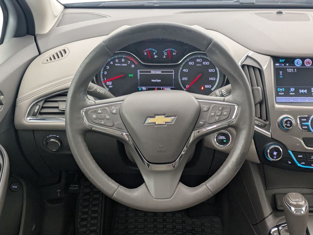 Thumbnail: 2018 Chevrolet Cruze - 13