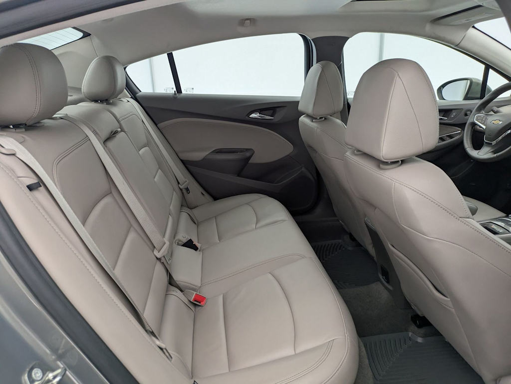 Thumbnail: 2018 Chevrolet Cruze - 28