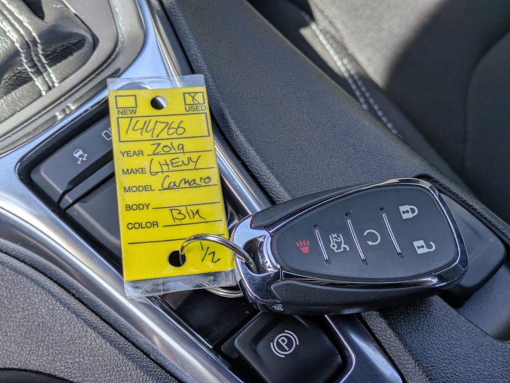 Thumbnail: 2019 Chevrolet Camaro - 19