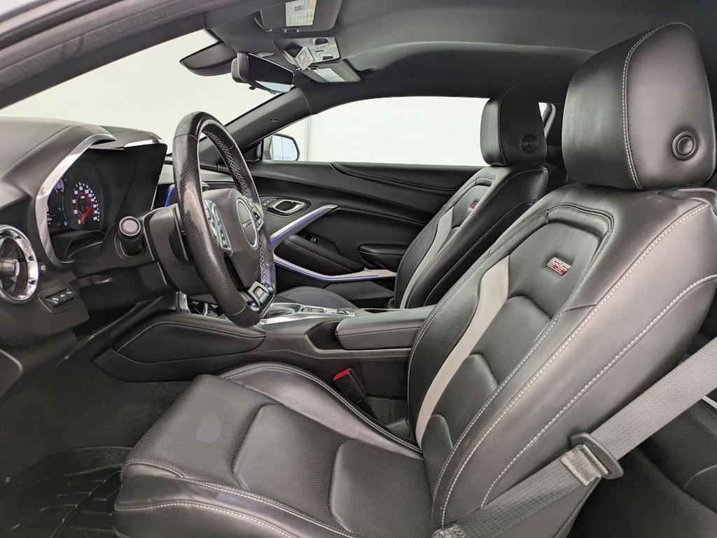 Thumbnail: 2019 Chevrolet Camaro - 11