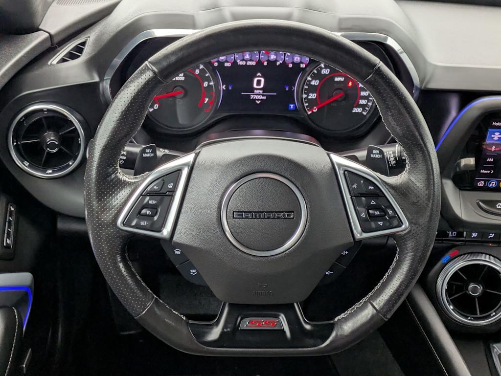 Thumbnail: 2019 Chevrolet Camaro - 14