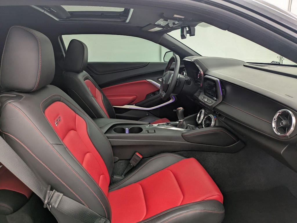 Thumbnail: 2018 Chevrolet Camaro - 11