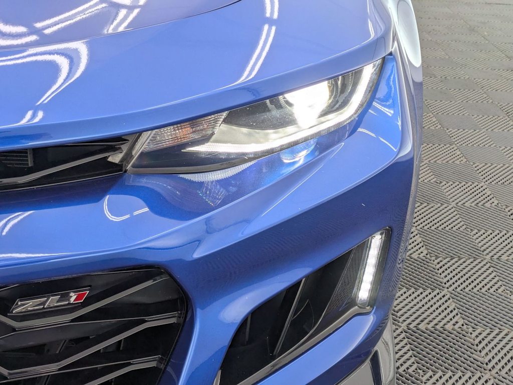 Thumbnail: 2018 Chevrolet Camaro - 22