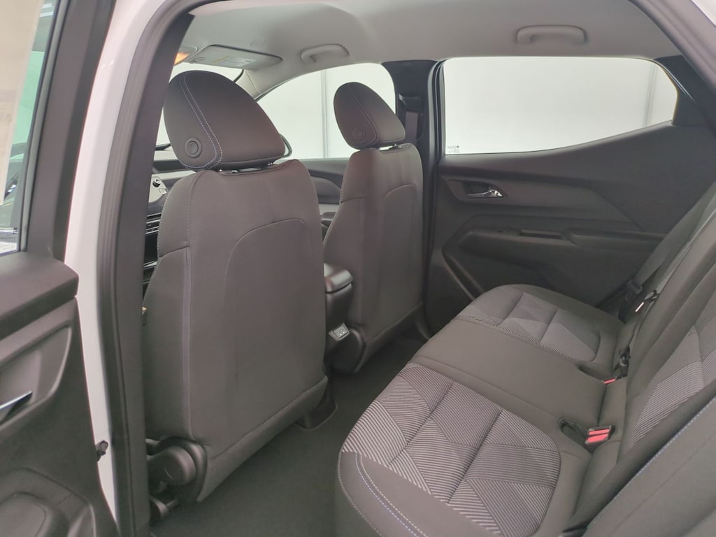 Thumbnail: 2027 Chevrolet Bolt EV - 13