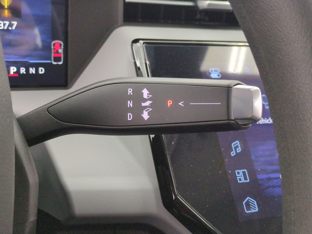 Thumbnail: 2027 Chevrolet Bolt EV - 34