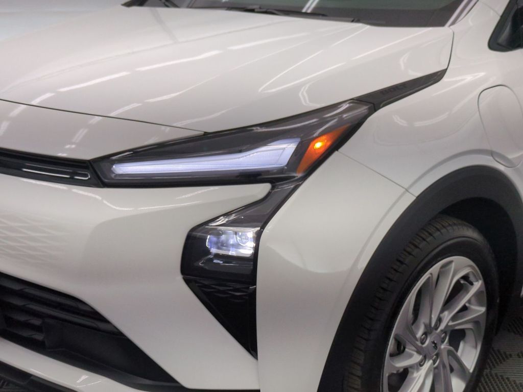 Thumbnail: 2027 Chevrolet Bolt EV - 23