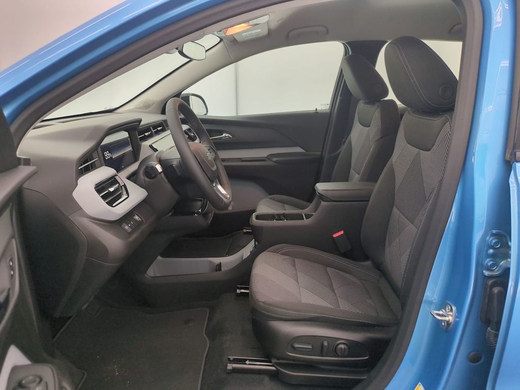 Thumbnail: 2027 Chevrolet Bolt EV - 11