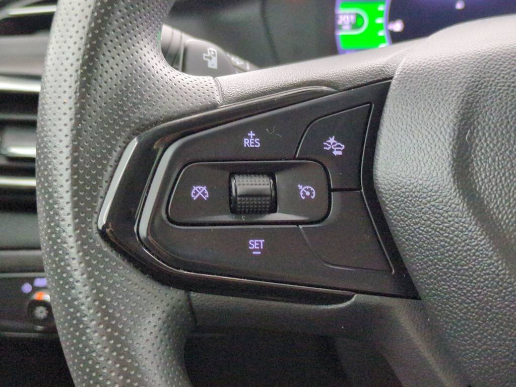 Thumbnail: 2023 Chevrolet Bolt EUV - 28