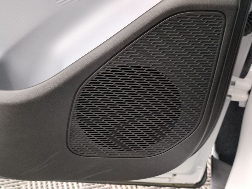 Thumbnail: 2027 Chevrolet Bolt EV - 19