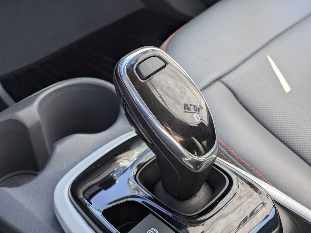 Thumbnail: 2019 Chevrolet Bolt EV - 16