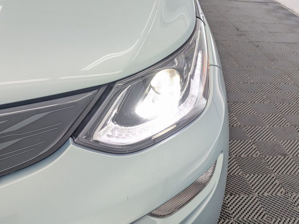 Thumbnail: 2019 Chevrolet Bolt EV - 24