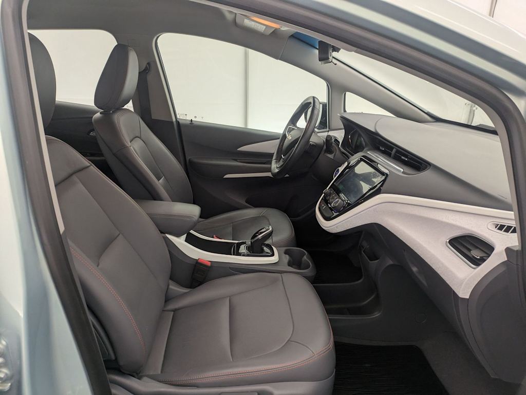 Thumbnail: 2019 Chevrolet Bolt EV - 12