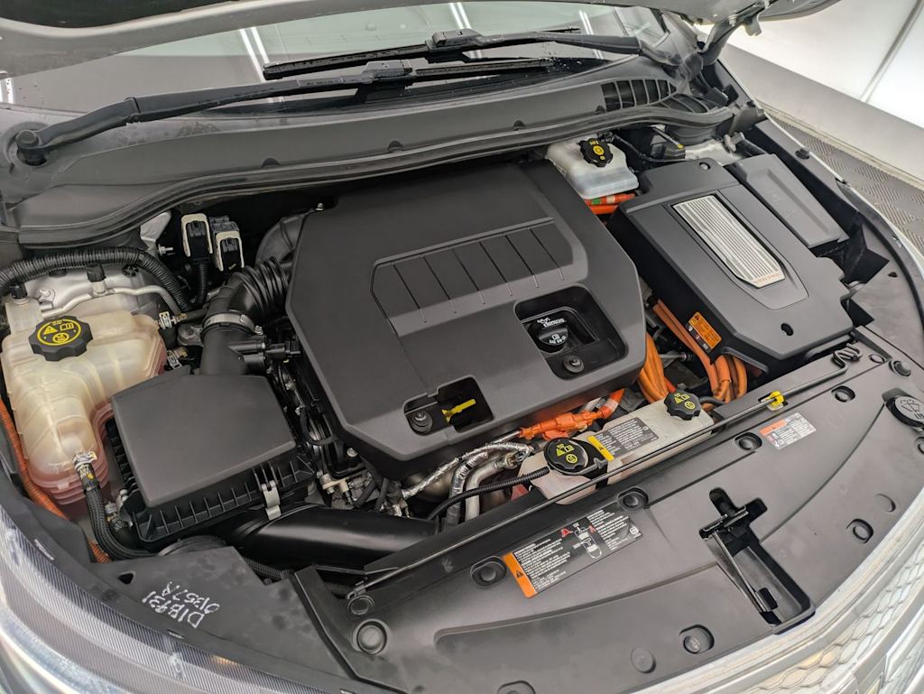 Thumbnail: 2015 Chevrolet Volt - 8