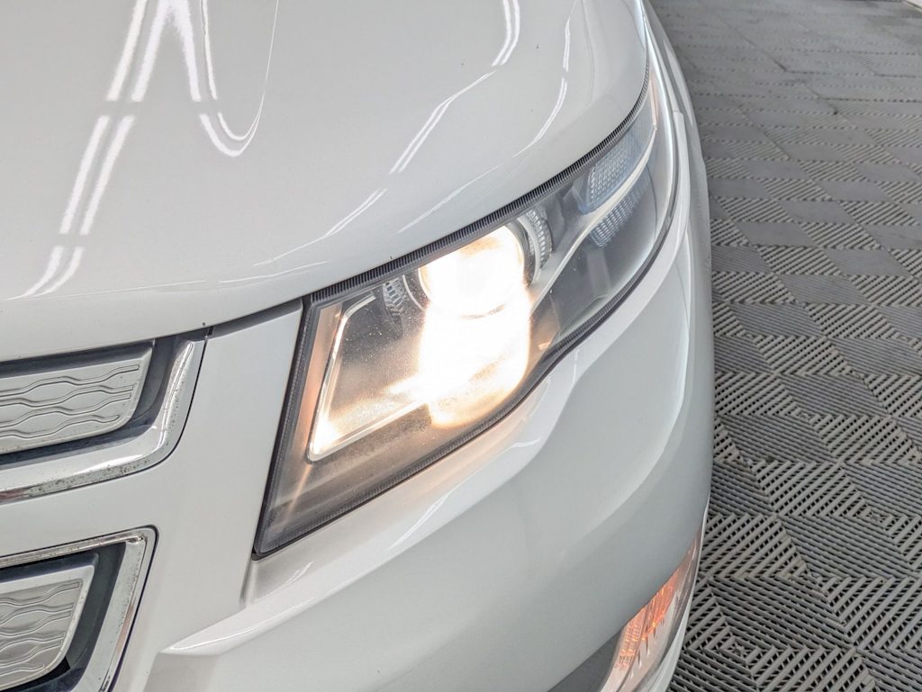 Thumbnail: 2015 Chevrolet Volt - 23