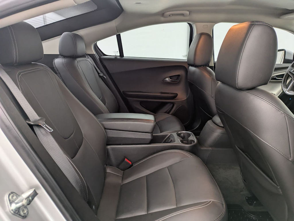 Thumbnail: 2015 Chevrolet Volt - 26