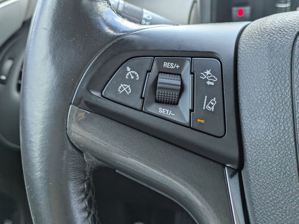 Thumbnail: 2015 Chevrolet Volt - 27