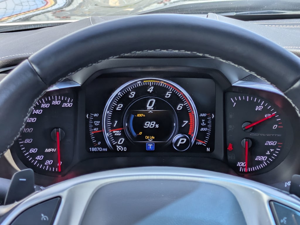 Thumbnail: 2015 Chevrolet Corvette - 32