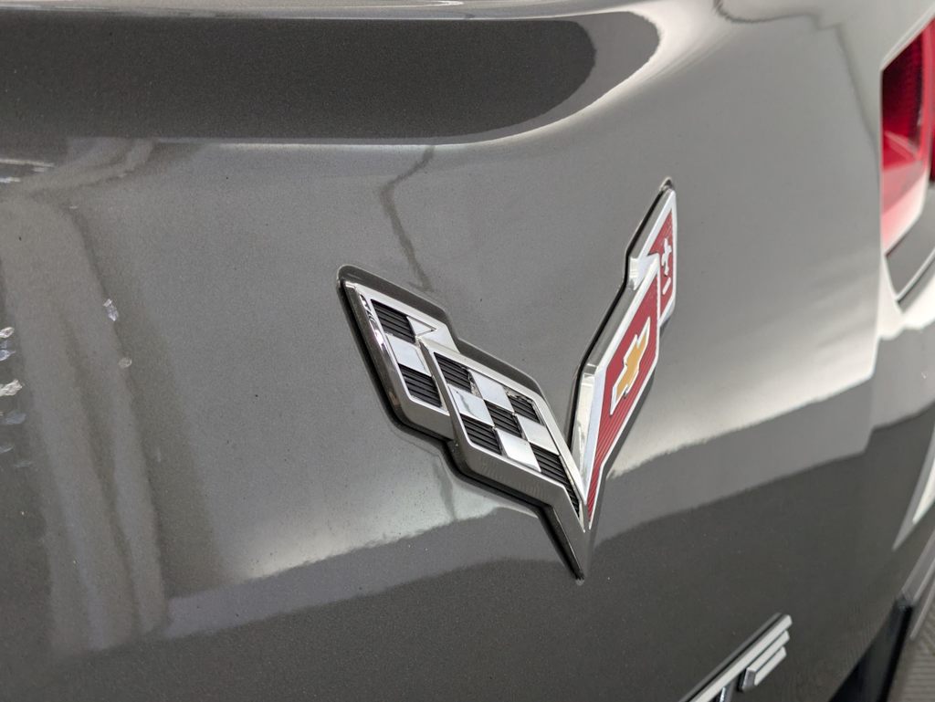 Thumbnail: 2015 Chevrolet Corvette - 22