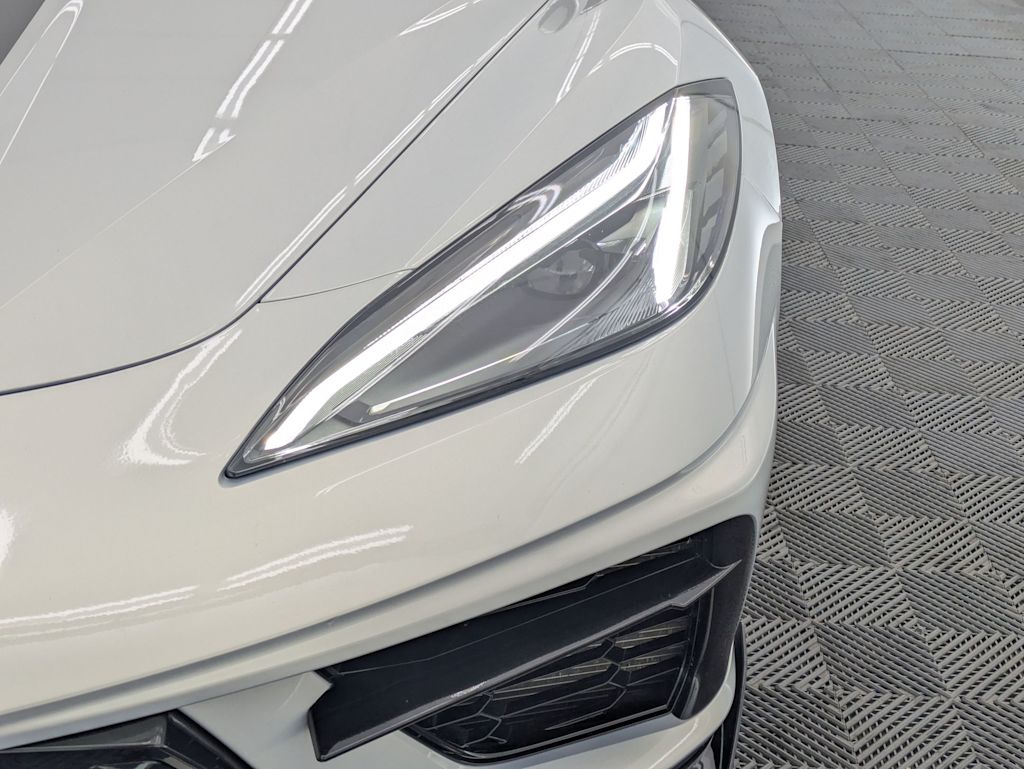 Thumbnail: 2021 Chevrolet Corvette - 21