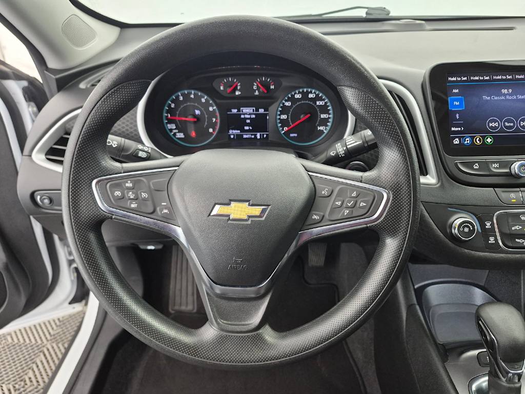 Thumbnail: 2024 Chevrolet Malibu - 14