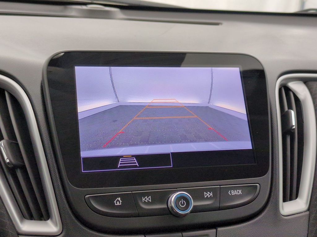 Thumbnail: 2024 Chevrolet Malibu - 31