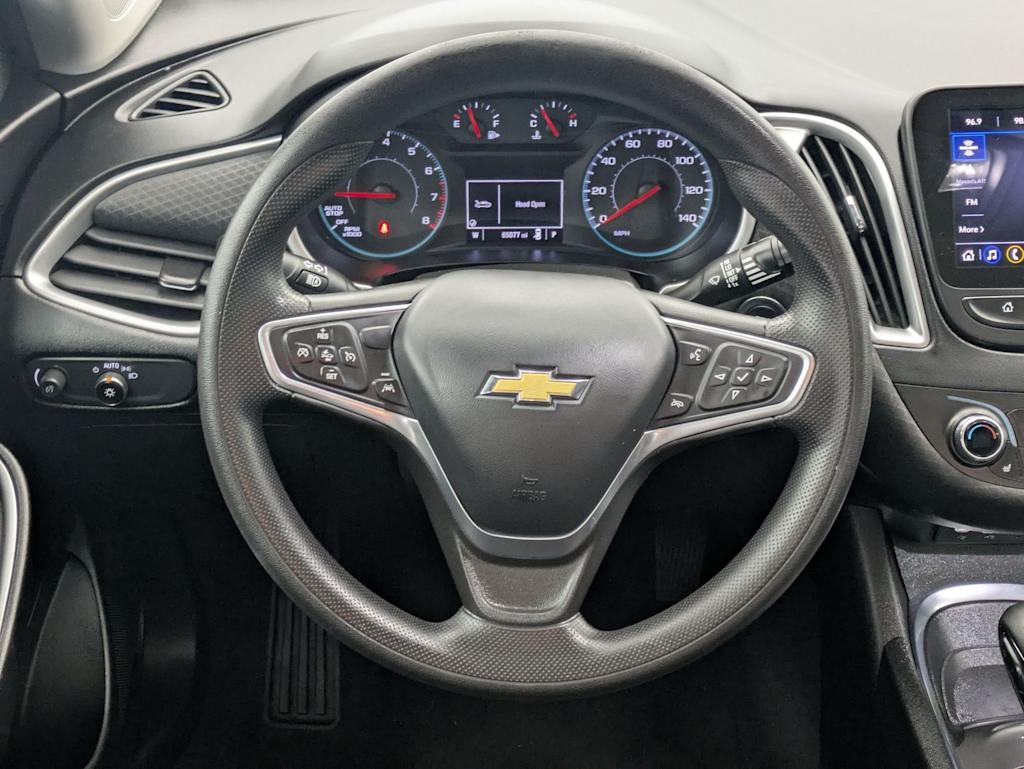 Thumbnail: 2023 Chevrolet Malibu - 14